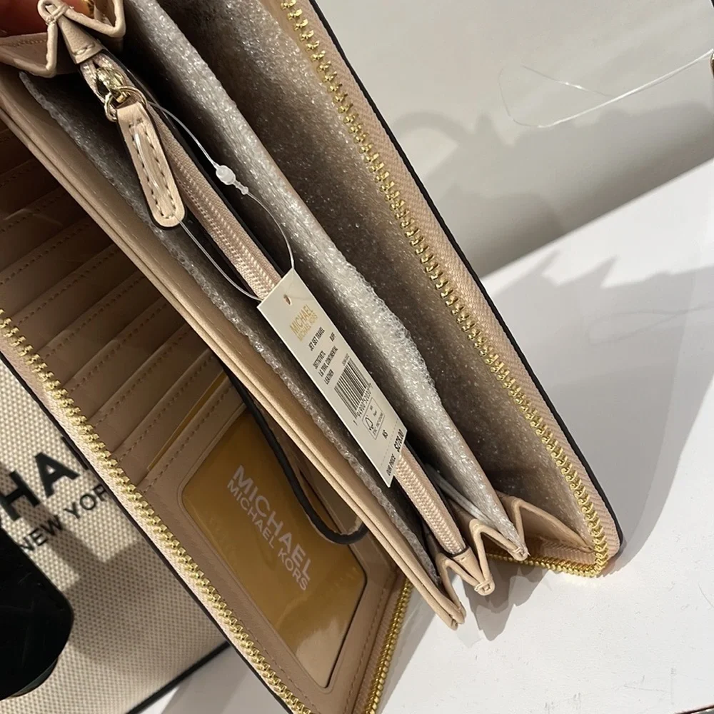 Michael Kors Jet Set Travel Large Travl CONTINENTAL Wristlet - wallet phone hldr